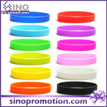 Pas cher personnalisé personnalisé mode Couple Sport Silicone Bracelet Moule